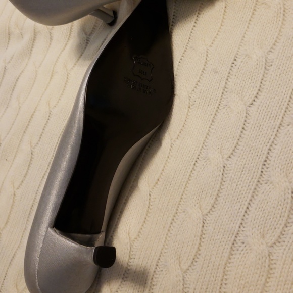 Shoes - Picture 2 of 2